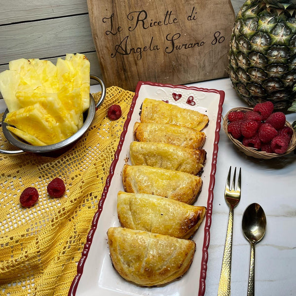 MEZZE LUNE DI SFOGLIA