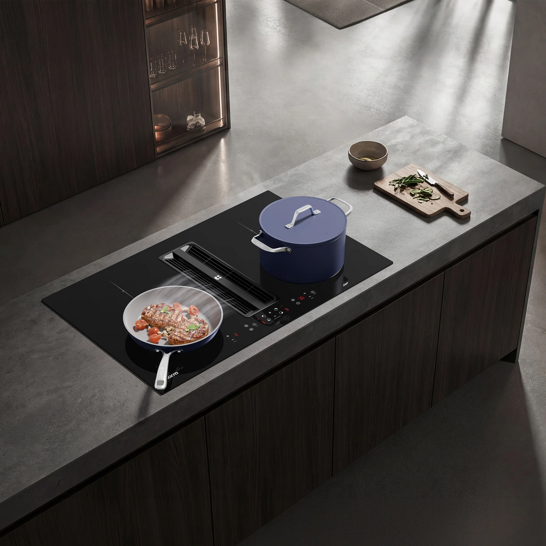 Una cappa per piano induzione è una scelta conveniente o un espediente di lusso?